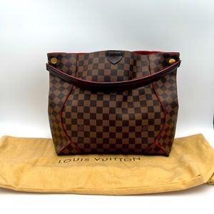 LOUIS VUITTON
Damier Ebene Caissa Hobo Cherry